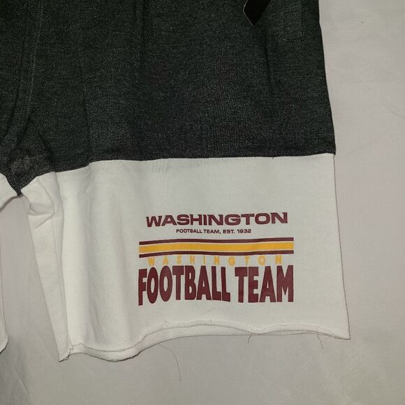 NFL Washington Football Team Gray White Shorts Size XXL - Picture 3 of 5